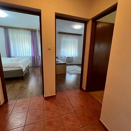 Apartment Lucija 